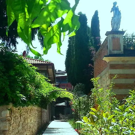 Corte Merighi Charming B&B 4*