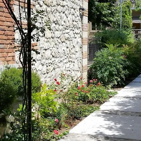 Bed & Breakfast Corte Merighi Charming