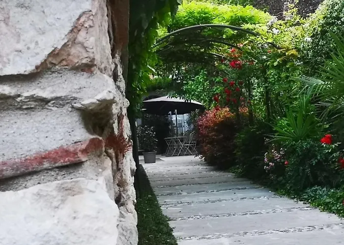 Corte Merighi Charming 4* Βερόνα