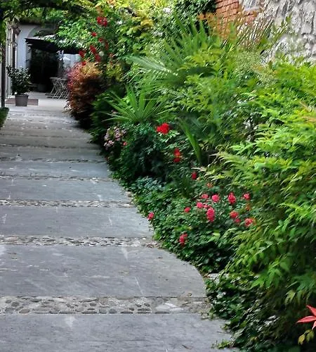 Corte Merighi Charming Bed and Breakfast 4*