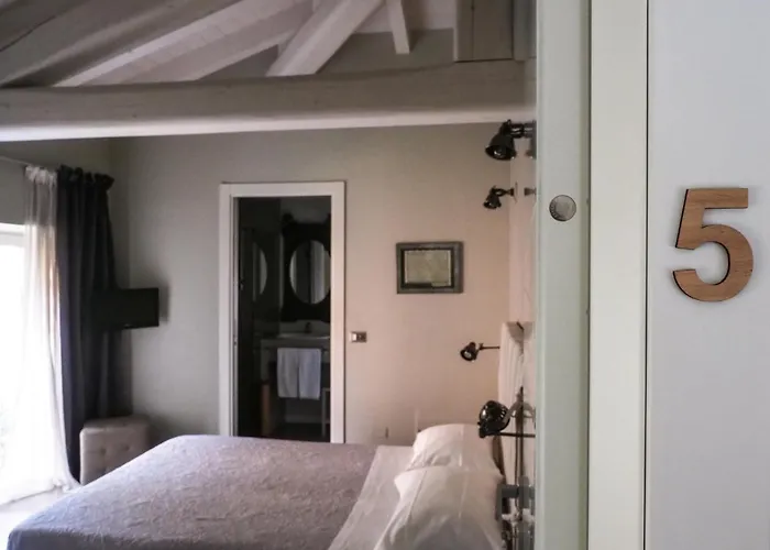 Bed and Breakfast Corte Merighi Charming Βερόνα