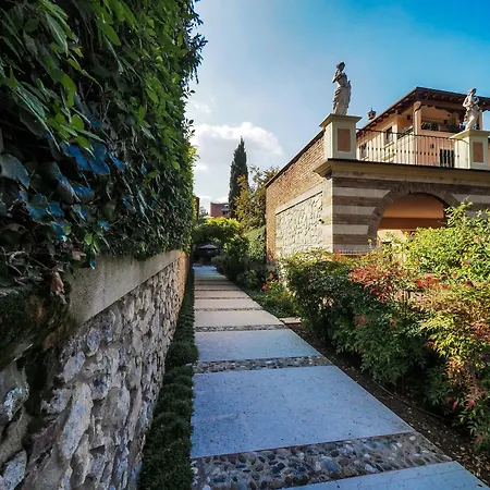 Corte Merighi Charming Bed & Breakfast